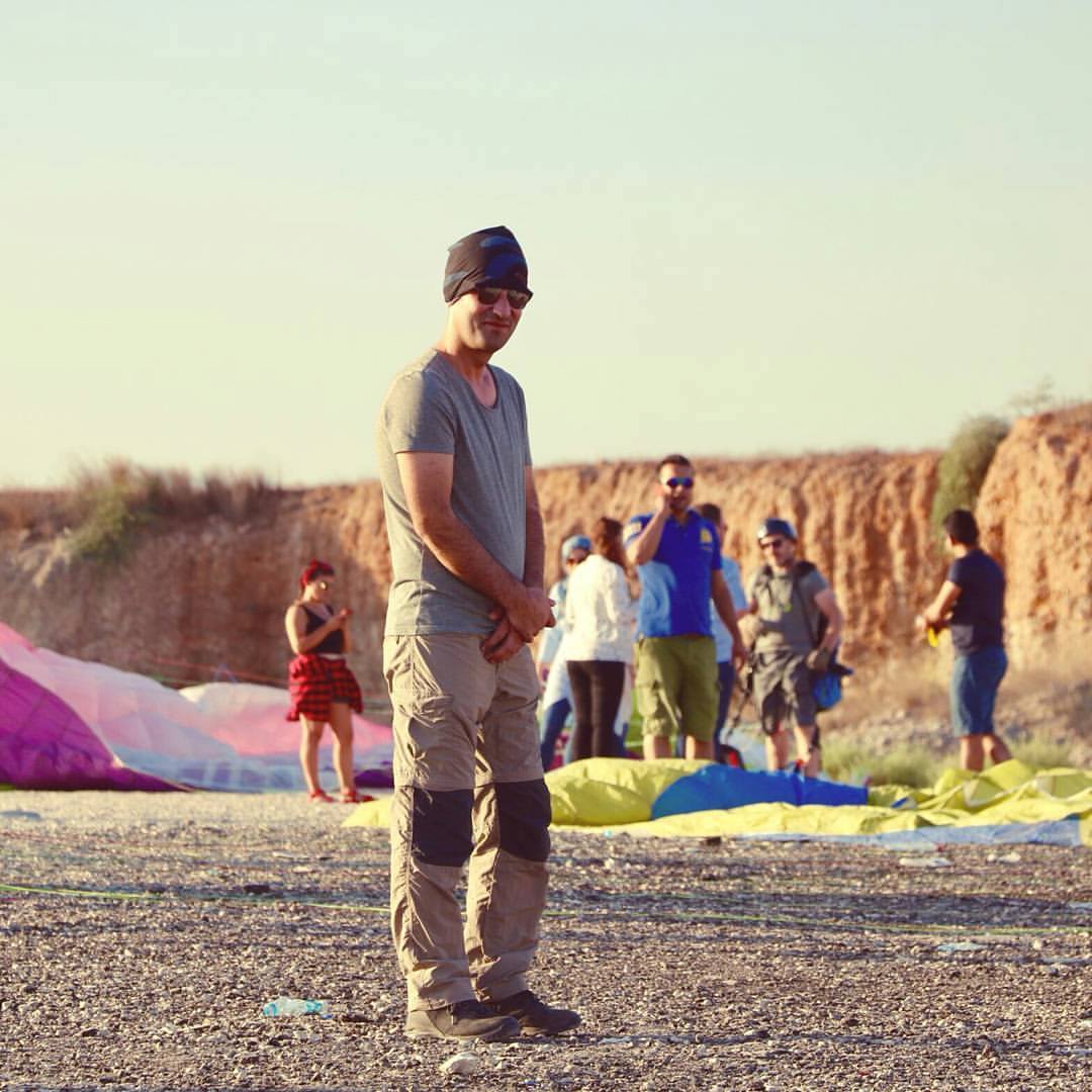 PARAGLIDING