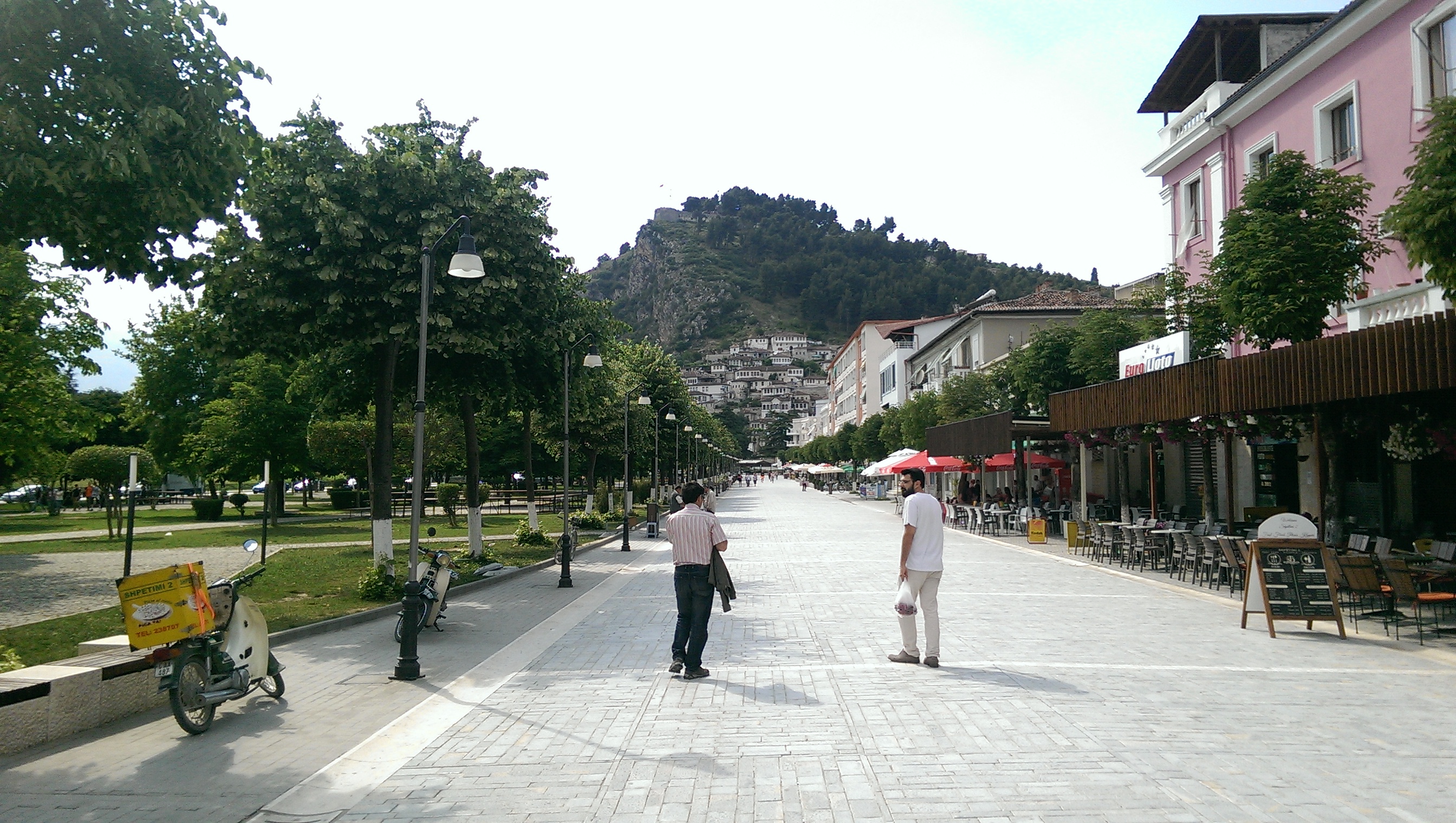 ARNAVUTLUK – Tiran – Berat